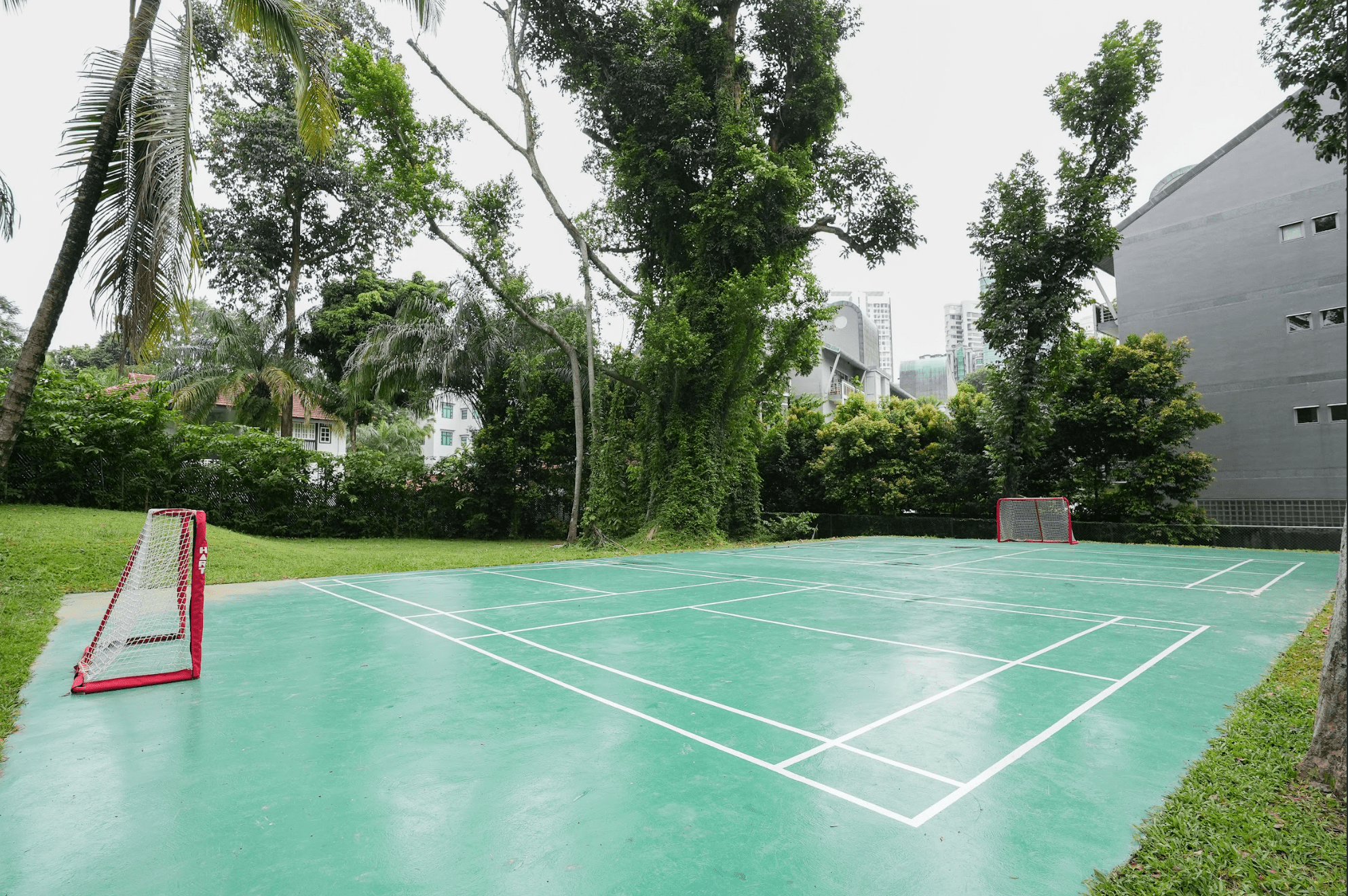 Seton Close Court